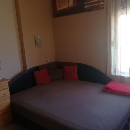 Betty Apartman Balatonfůzfő Buitenkant foto
